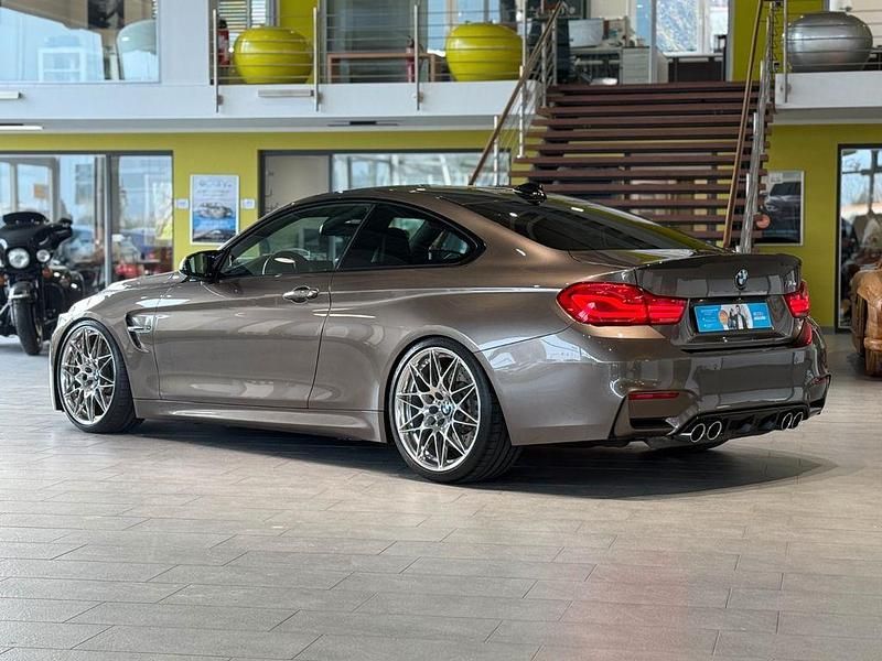 Gebraucht BMW M4 Performance 450 PS (330 kW) 2019 Sepang bronze Coupé