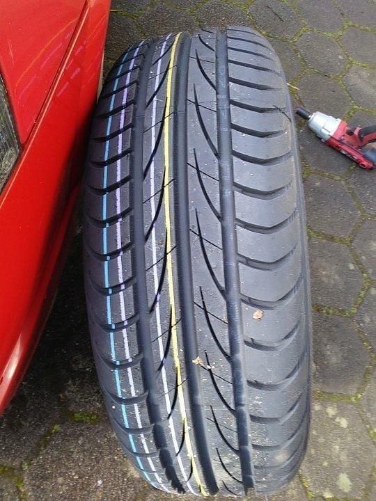 Gebraucht Opel Astra 101 PS (74 kW) 2002 Rot Kombi