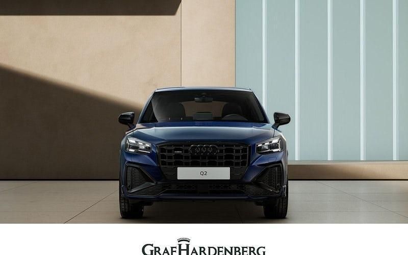 Blau Neu 2025 Audi Q2 S-Line SUV | 43.873 € (Etwas zu teuer) - Bild 1/4