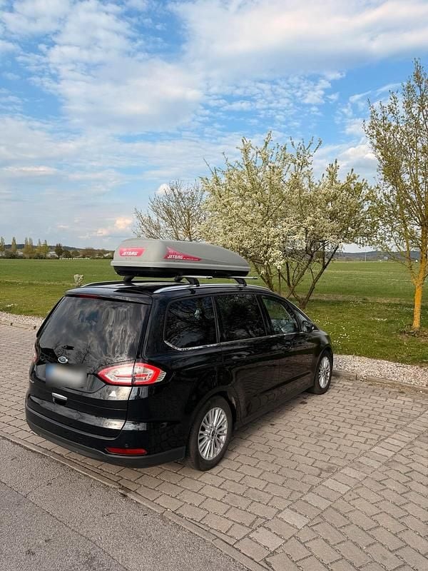 Second-hand Ford Galaxy 179 CP (131 kW) 2015 Negru Monovolum