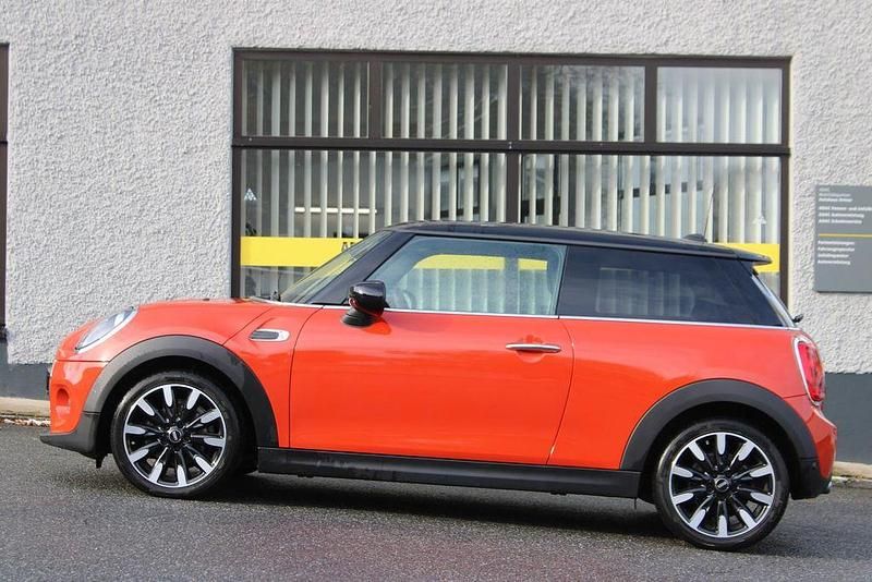 Orange Gebraucht 2020 Mini Cooper Kleinwagen | 18.380 € (Fairer Preis) - Bild 1/4