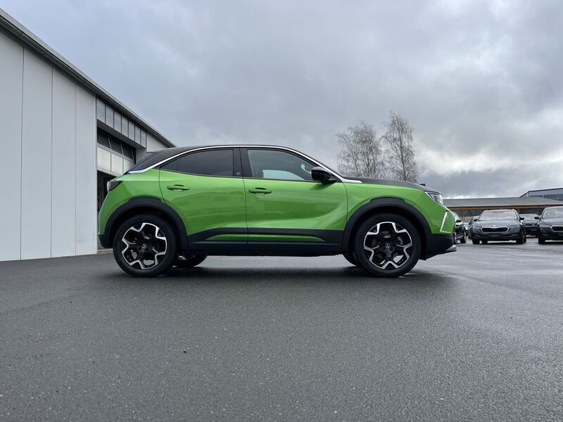 Gebraucht Opel Mokka-e Ultimate 100 kW (136 PS) 2021 Ikone gruen SUV