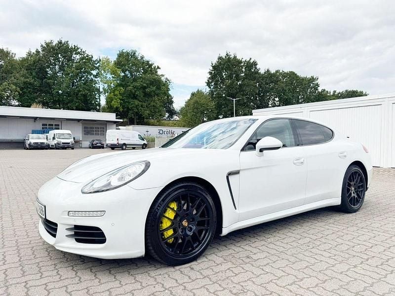 Gebraucht Porsche Panamera 300 PS (220 kW) 2014 Weiß Limousine