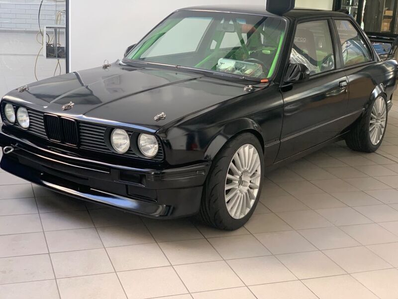 Gebraucht BMW 325 220 PS (161 kW) 1986 Schwarz Coupé