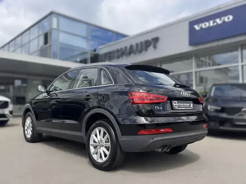 Gebraucht Audi Q3 Comfort 140 PS (102 kW) 2014 Schwarz (metallic) SUV