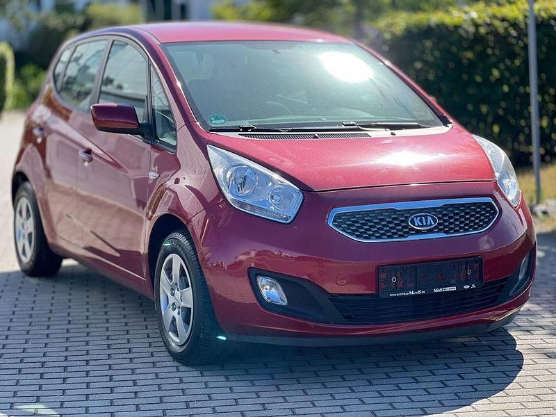 Rot Gebraucht 2011 Kia Venga Vision Kleinwagen | 4.900 € (Guter Preis) - Bild 1/4