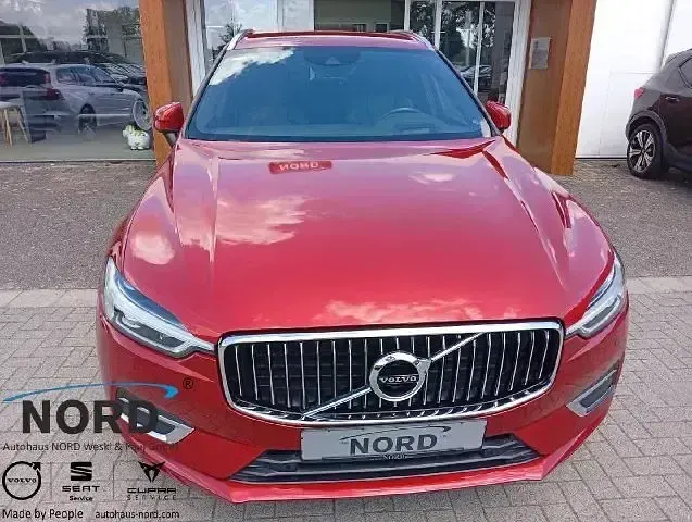 Gebraucht Volvo XC60 Inscription 235 PS (172 kW) 2017 Rot SUV