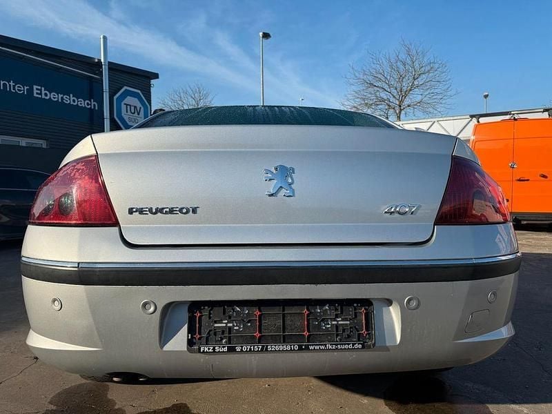 Gebraucht Peugeot 407 Sport 170 PS (125 kW) 2009 Grau Limousine