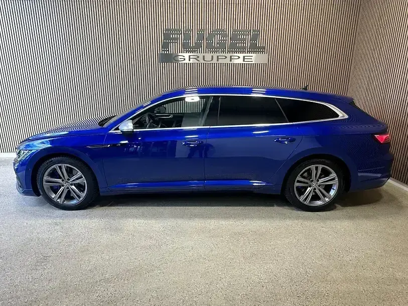 Gebraucht VW Arteon R 320 PS (235 kW) 2021 Lapiz blue metallic Limousine