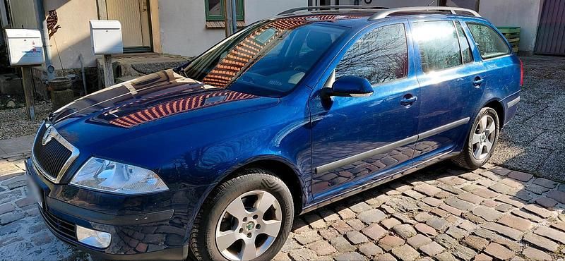 Gebraucht Skoda Octavia 102 PS (75 kW) 2008 Blau Kombi