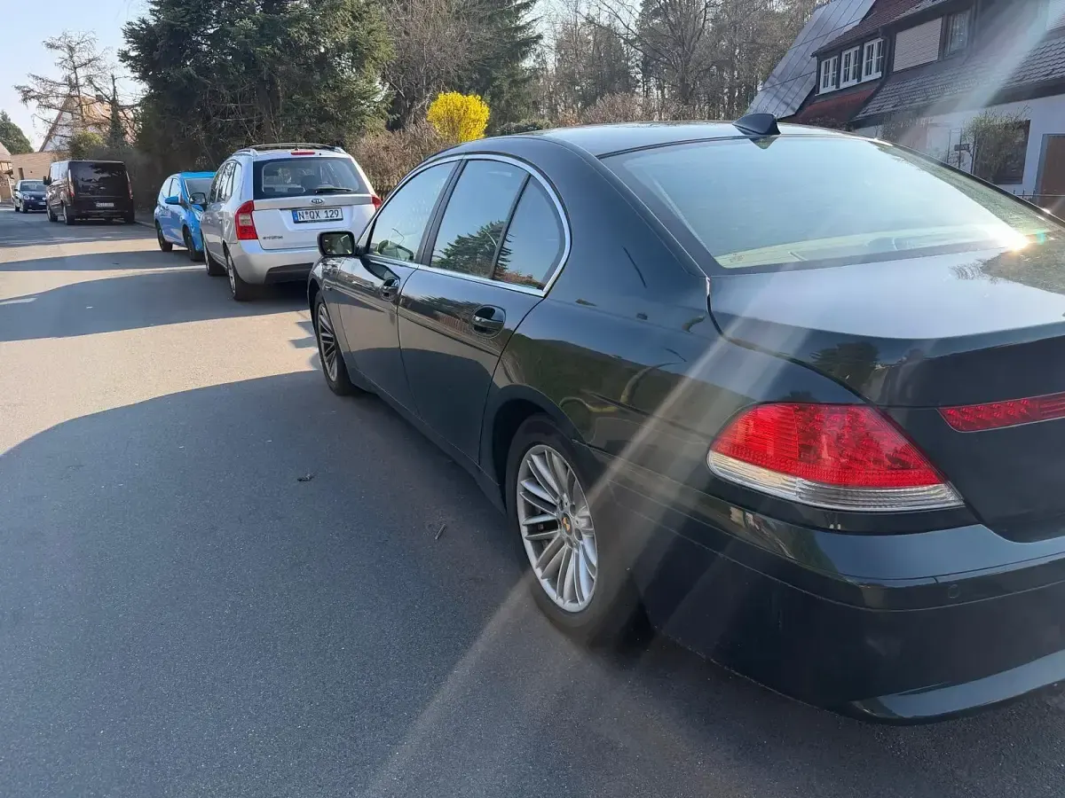 Gebraucht BMW 730 230 PS (169 kW) 2003 Grün Limousine