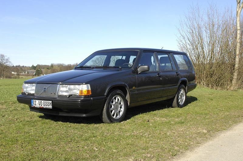 Gebraucht Volvo 945 131 PS (96 kW) 1991 Grau Kombi