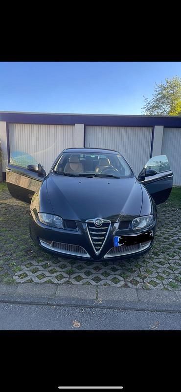 Gebraucht 2006 Alfa Romeo GT Coupé | 1.100 € (Superpreis) - Bild 1/4
