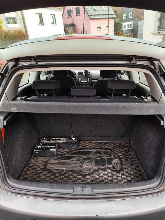 Gebraucht VW Golf V Edition 80 PS (58 kW) 2007 Grau Limousine