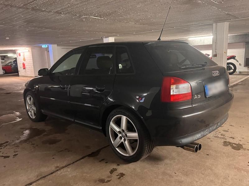 Gebraucht Audi A3 150 PS (110 kW) 2002 Schwarz Kleinwagen