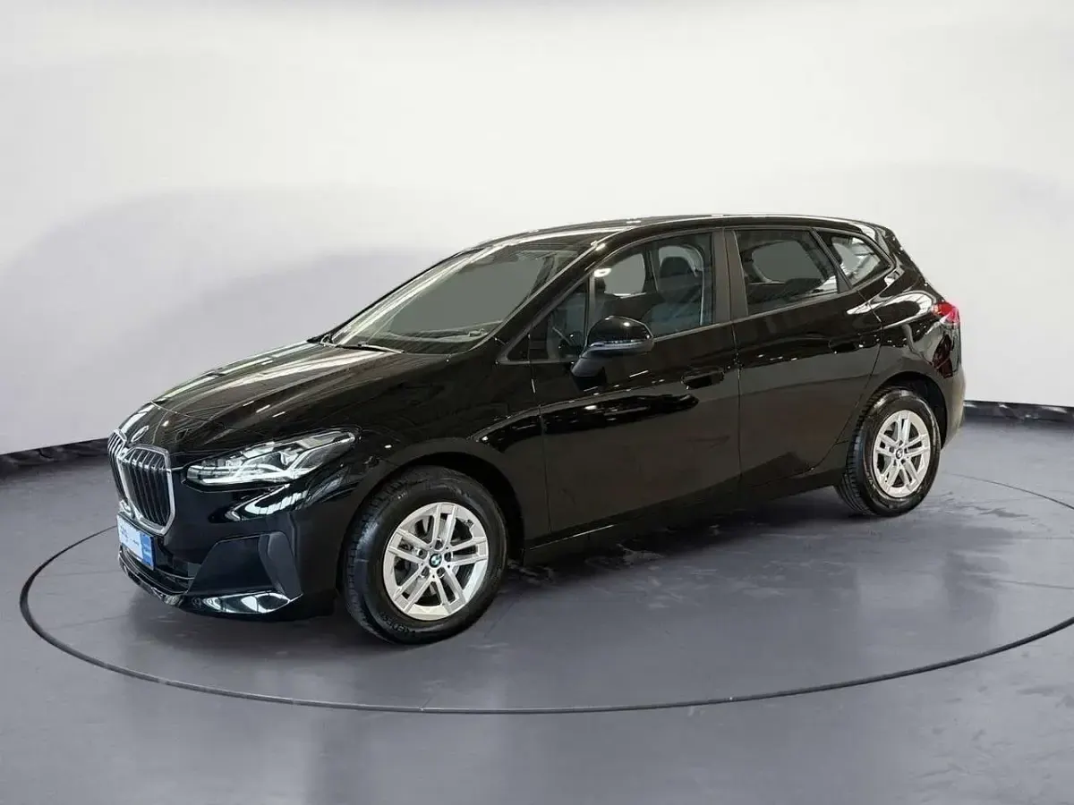 Gebraucht BMW 218 150 PS (110 kW) 2023 Schwarz uni Van / Kleinbus