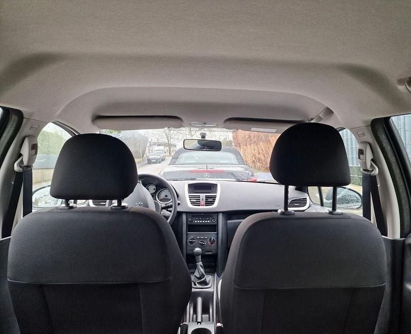 Gebraucht Peugeot 207 90 PS (66 kW) 2009 Grau Kombi