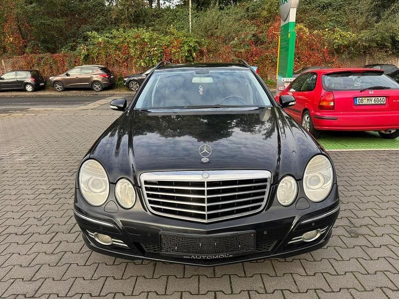 Gebraucht Mercedes E220 170 PS (125 kW) 2007 Schwarz Kombi