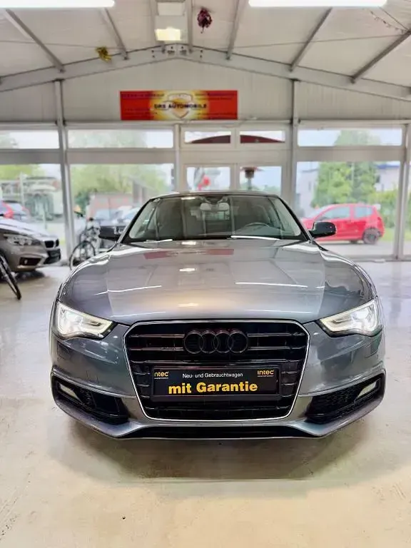 Gebraucht Audi A5 S-Line 204 PS (150 kW) 2013 Grau Coupé