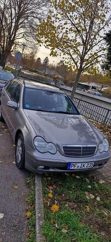 Gebraucht Mercedes C180 143 PS (105 kW) 2004 Beige Kombi