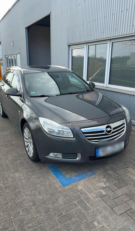 Braun Gebraucht 2013 Opel Insignia Kombi | 3.000 € (Superpreis) - Bild 1/4