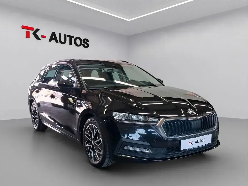 Gebraucht Skoda Octavia 150 PS (110 kW) 2021 Cerna magic/black magic Kombi