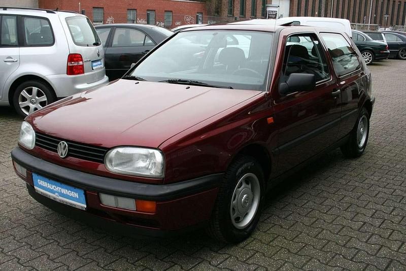 Gebraucht VW Golf III 75 PS (55 kW) 1992 Indianrot perleffekt Kleinwagen