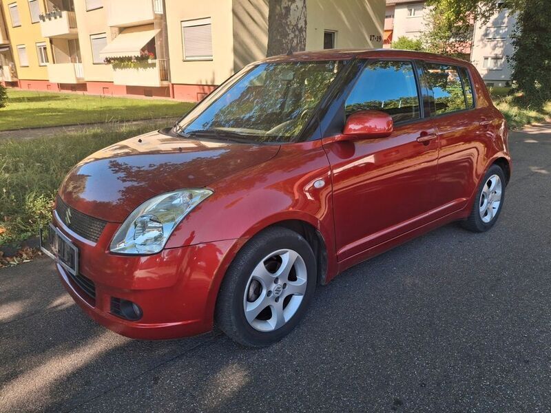 Rot Gebraucht 2006 Suzuki Swift Limousine | 2.500 € (Fairer Preis) - Bild 1/4