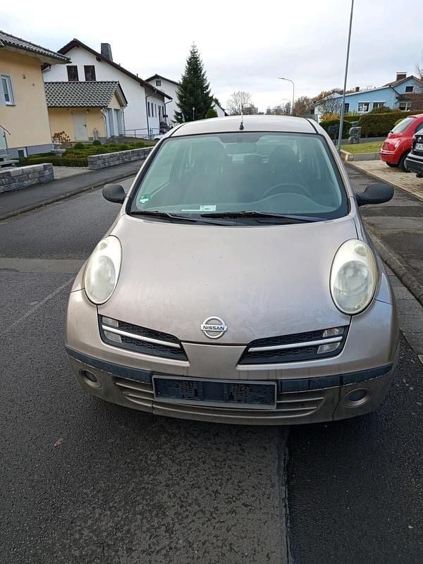 Rot Gebraucht 2007 Nissan Micra Kleinwagen | 400 € (Superpreis) - Bild 1/4