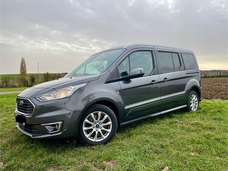 Grau Gebraucht 2018 Ford Tourneo Van / Kleinbus | 16.500 € (Fairer Preis) - Bild 1/4