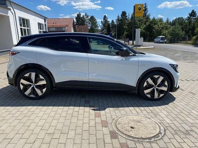 Gebraucht Renault Megane E-Tech Techno 160 kW (218 PS) 2023 Schwarz SUV