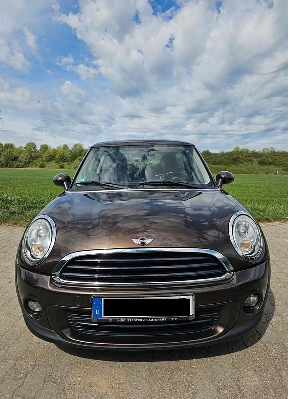 Usado Mini ONE 70 HP (51 kW) 2011 Castanho Citadino