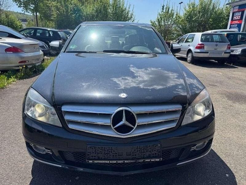 Obsidianschwarz metalliclack Gebraucht 2007 Mercedes C350 Limousine | 5.500 € (Guter Preis) - Bild 1/4