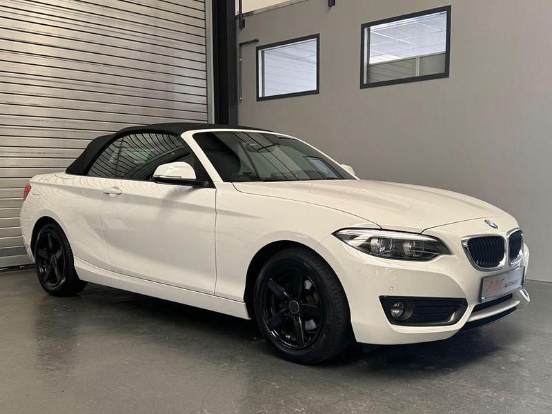 Weiß Gebraucht 2018 BMW 218 Sport Line Cabrio | 19.950 € (Fairer Preis) - Bild 1/4