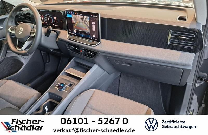 Gebraucht VW Tiguan Basis 131 PS (96 kW) 2025 Uranograu SUV