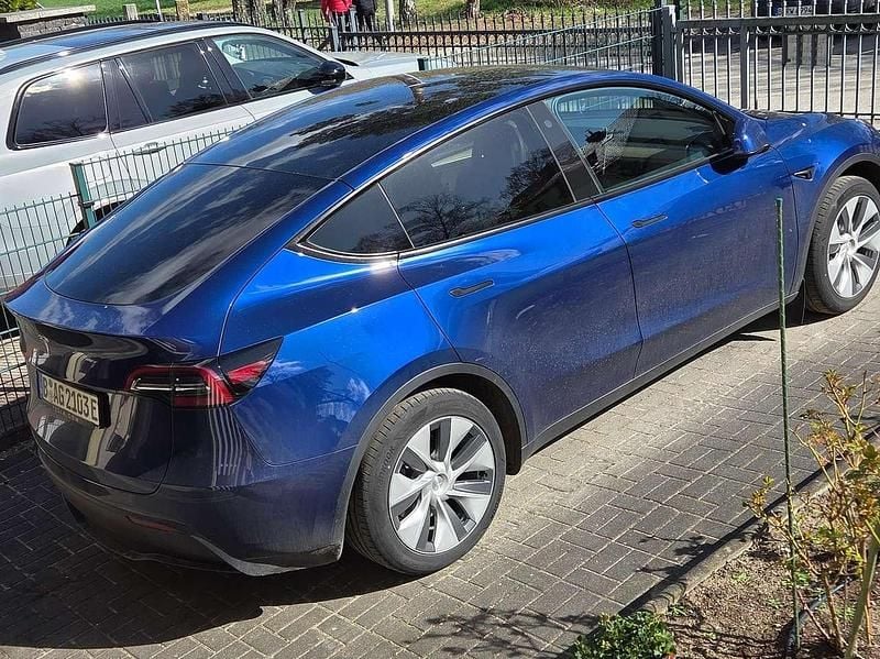 Gebraucht Tesla Model Y RWD 219 kW (299 PS) 2023 Bronze SUV