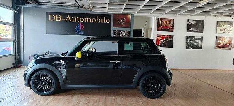 Schwarz Gebraucht 2013 Mini ONE Kleinwagen | 4.399 € (Guter Preis) - Bild 1/4