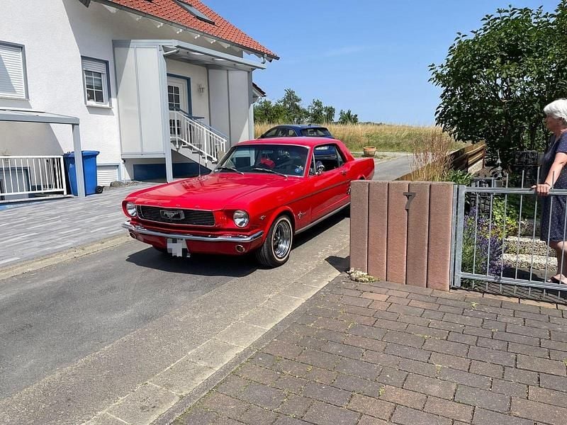 Gebraucht Ford Mustang 200 PS (147 kW) 1966 Rot Coupé