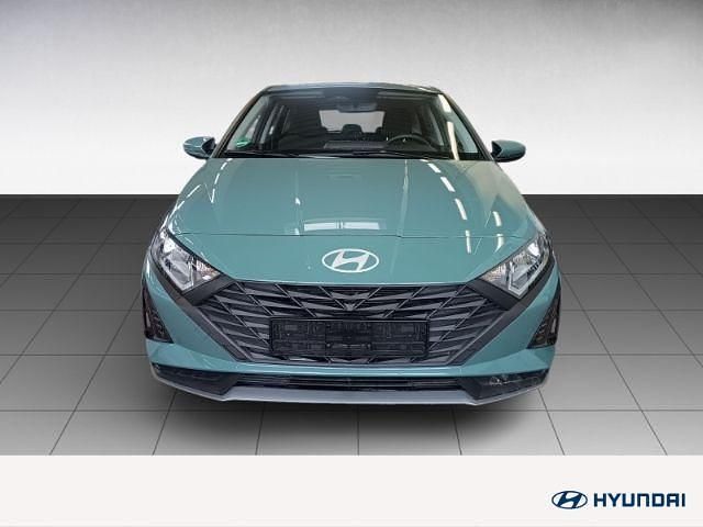 Gebraucht Hyundai i20 Select 79 PS (58 kW) 2025 Gruen Kleinwagen