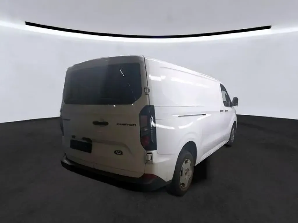 Gebraucht Ford Transit Custom 170 PS (125 kW) 2024 Frostweiß Van