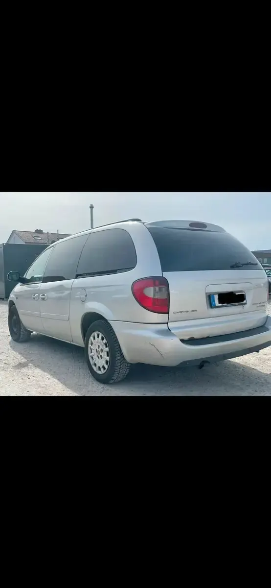 Gebraucht Chrysler Grand Voyager 150 PS (110 kW) 2007 Silber Van / Kleinbus