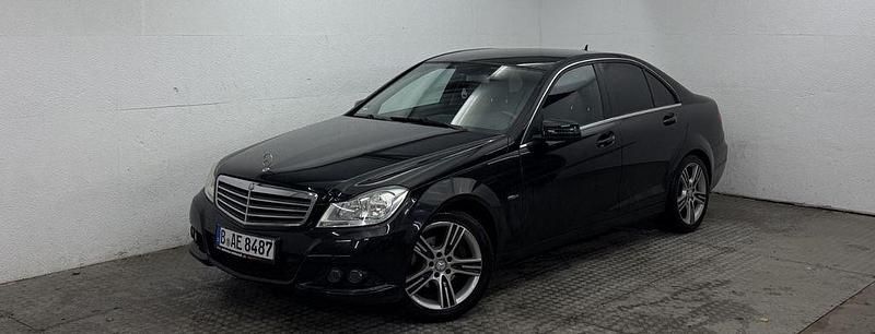 Gebraucht Mercedes C180 156 PS (114 kW) 2011 Schwarz Limousine