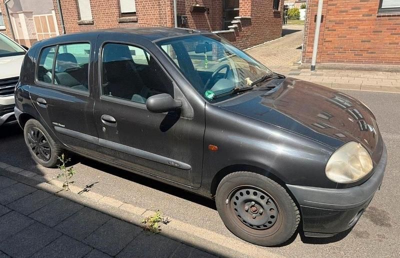 Schwarz Gebraucht 2001 Renault Clio II Kleinwagen | 1.200 € (Fairer Preis) - Bild 1/4
