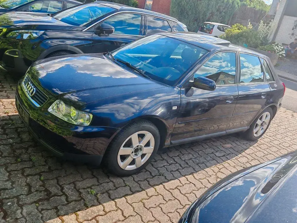 Gebraucht Audi A3 Ambition 102 PS (75 kW) 2000 Blau Kleinwagen