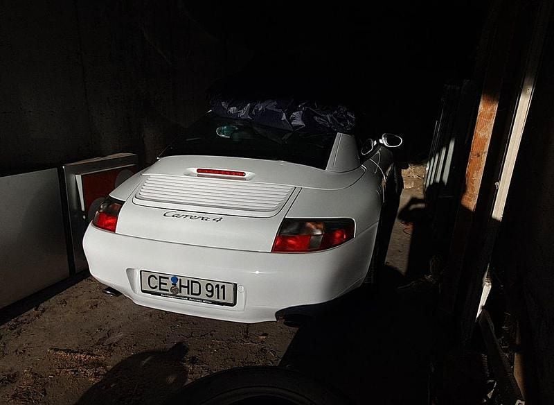 Gebraucht Porsche 996 300 PS (220 kW) 1999 Weiß Cabrio