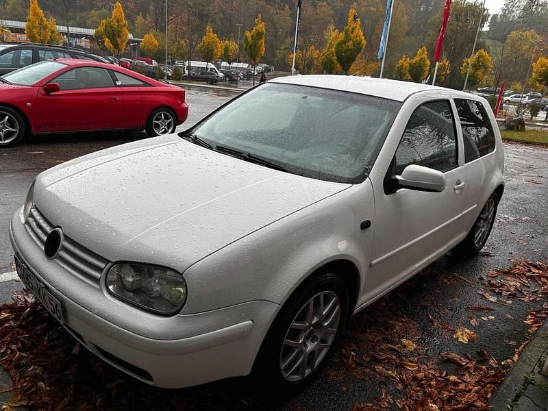 Gebraucht VW Golf IV 170 PS (125 kW) 2002 Weiß Kleinwagen