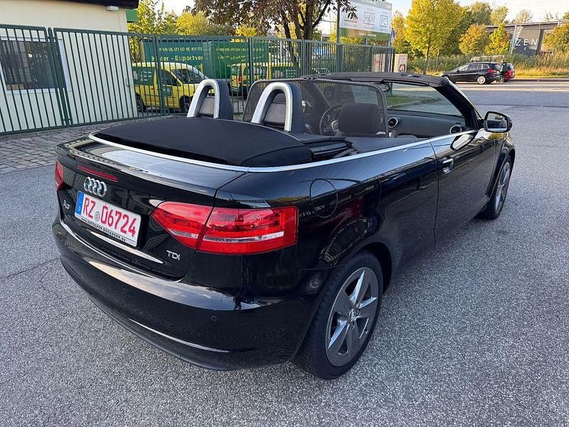 Gebraucht Audi A3 Cabriolet Sport 105 PS (77 kW) 2011 Schwarz Cabrio