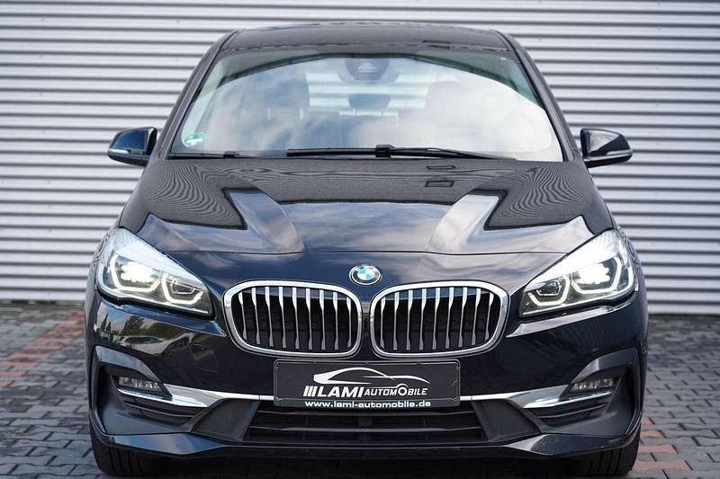 Gebraucht BMW 216 Luxury Line 116 PS (85 kW) 2021 Schwarz ii/bonnet fluid black SUV