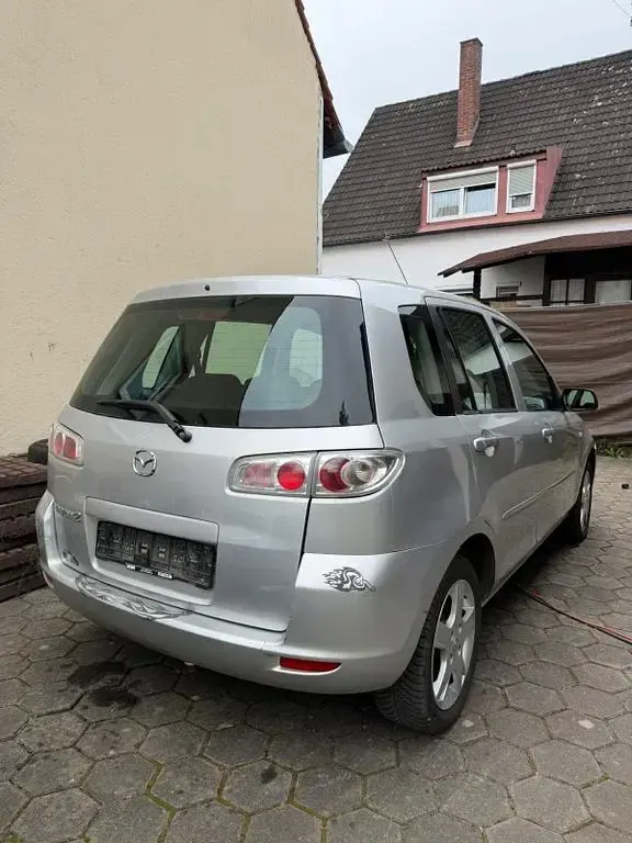 Usata Mazda 2 Active 80 CV (58 kW) 2007 Argento Utilitaria