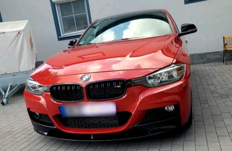 Rot Gebraucht 2012 BMW 328 M Performance Limousine | 15.300 € (Fairer Preis) - Bild 1/4
